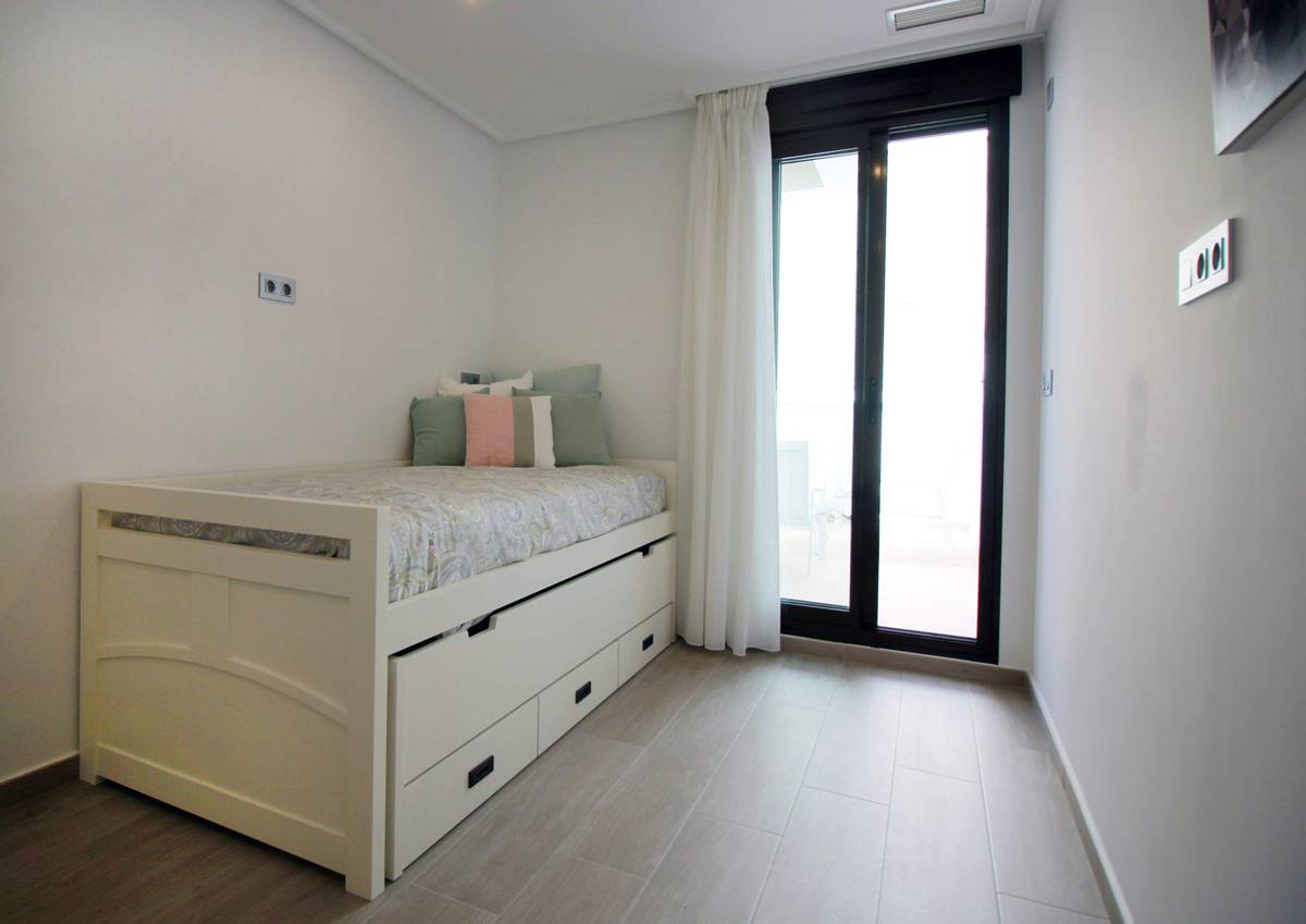 Продажа недвижимости RESIDENCIAL PORTO MARINA V, Испания, Коста Бланка, Кабо Роч | Villacarte