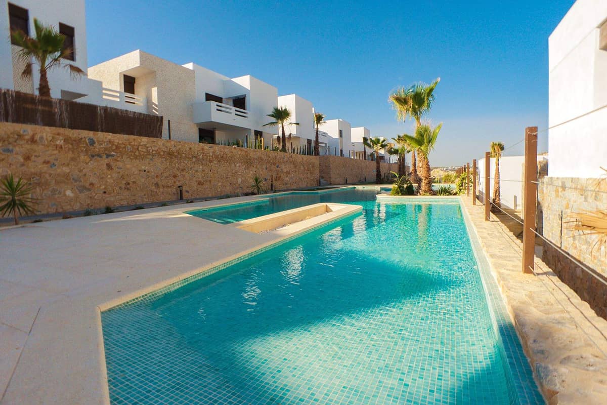 Продажа недвижимости LOS LAGOS 2, Испания, Коста Бланка, Торревьеха | Villacarte