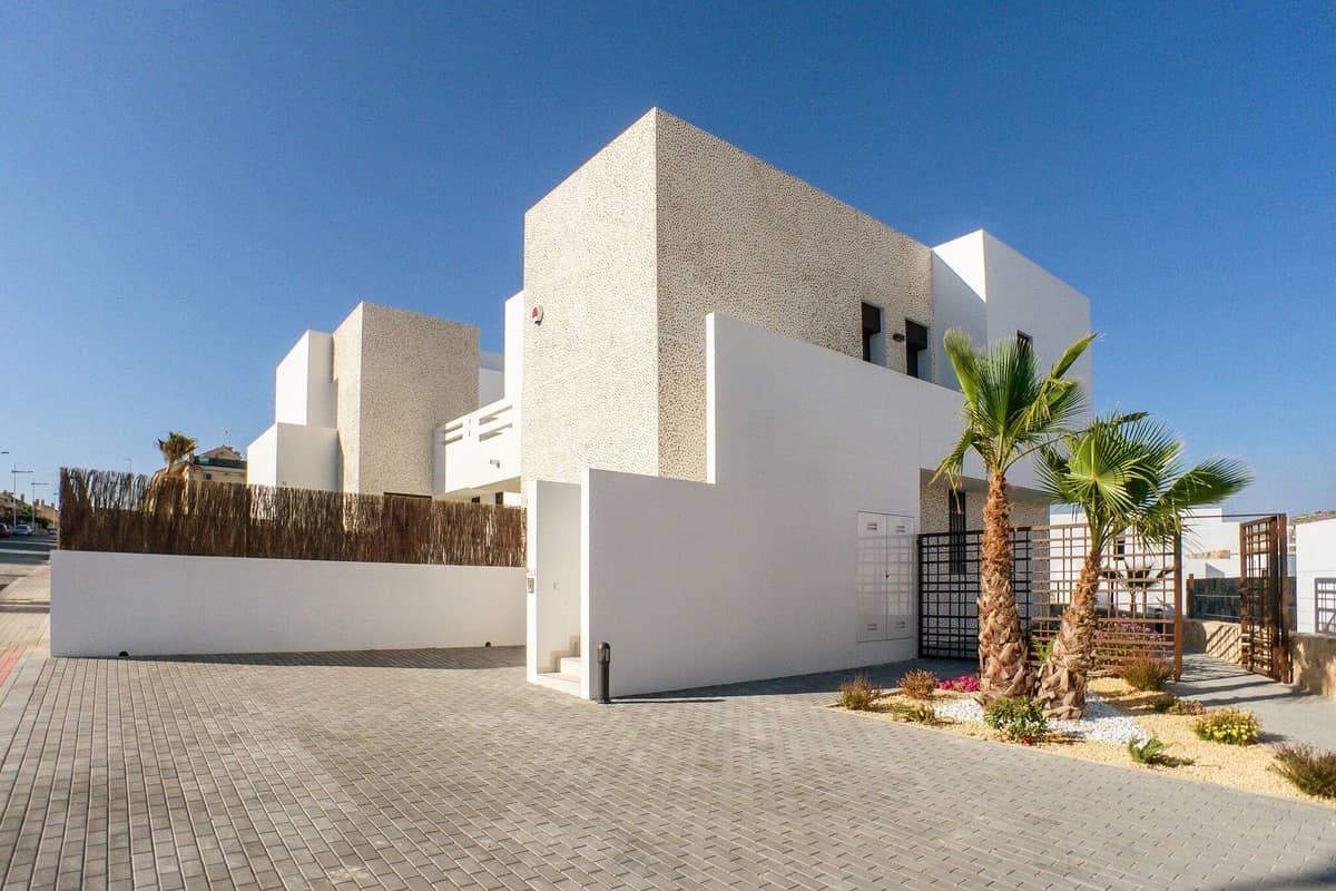 Продажа недвижимости LOS LAGOS 2, Испания, Коста Бланка, Торревьеха | Villacarte
