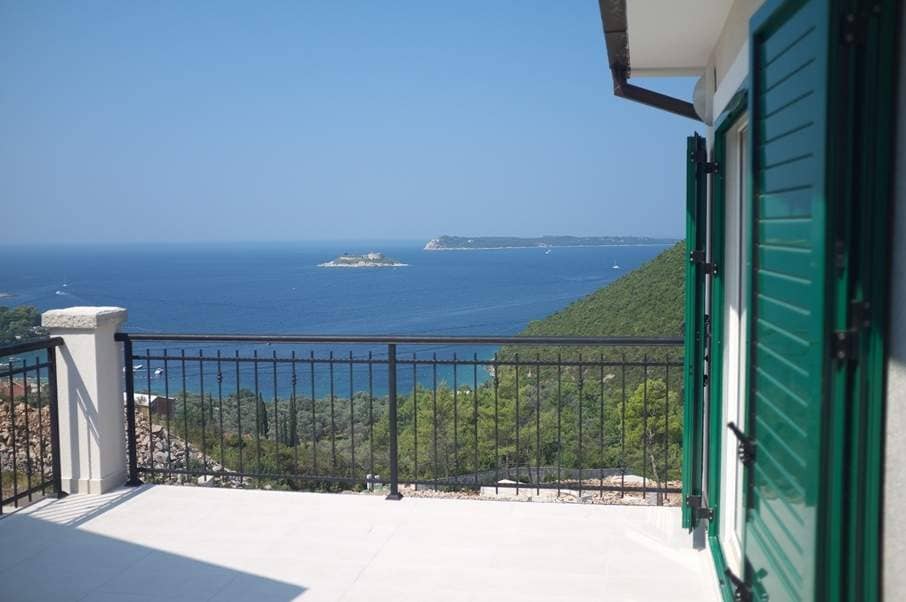 Продажа недвижимости Monteruso, Черногория, Полуостров Луштица, Жанице | Villacarte