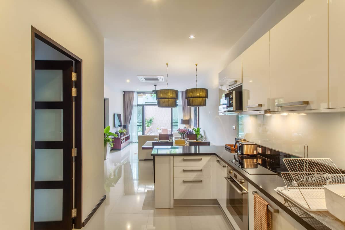 Rent villa Saiyuan Estate Nr. 4, Thailand, Phuket, Nai Harn | Villacarte