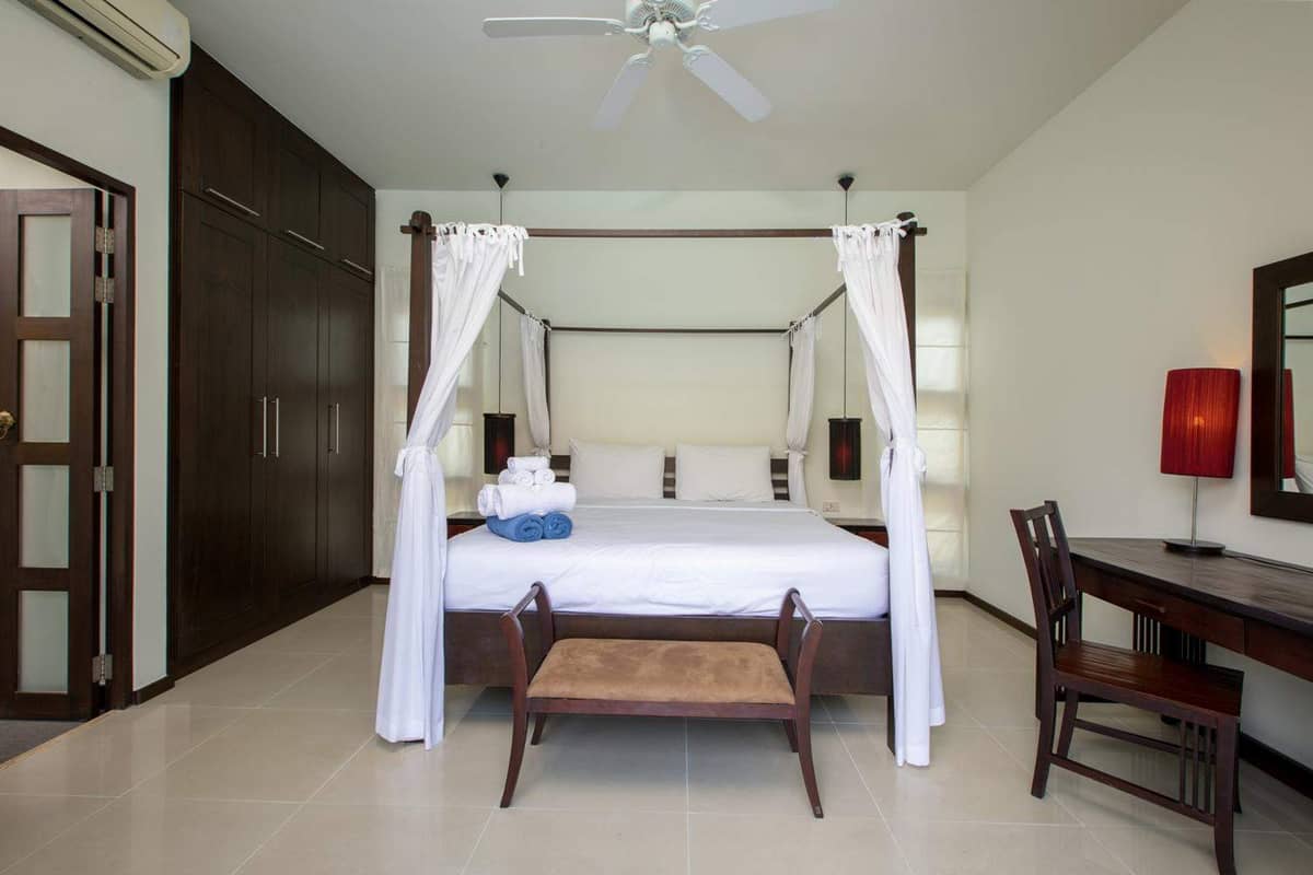 Rent villa Kokyang Adonara, Thailand, Phuket, Nai Harn | Villacarte
