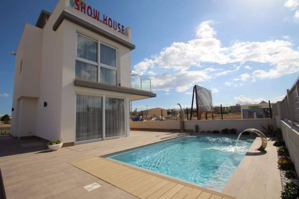 Продажа недвижимости  Bellavista - Villa Lea , Испания, Коста Бланка, Сан Мигель де Салинас | Villacarte