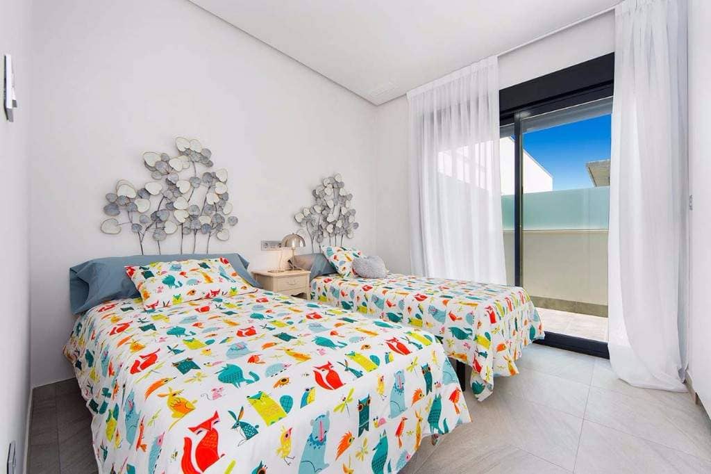 Property for Sale  CHALET OLIVAR DE RODA GOLF - 2 BEDROOM , Spain, Costa Calida, Los Narejos | Villacarte