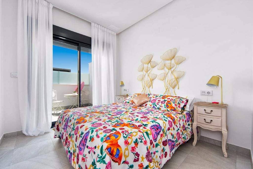 Property for Sale  CHALET OLIVAR DE RODA GOLF - 2 BEDROOM , Spain, Costa Calida, Los Narejos | Villacarte