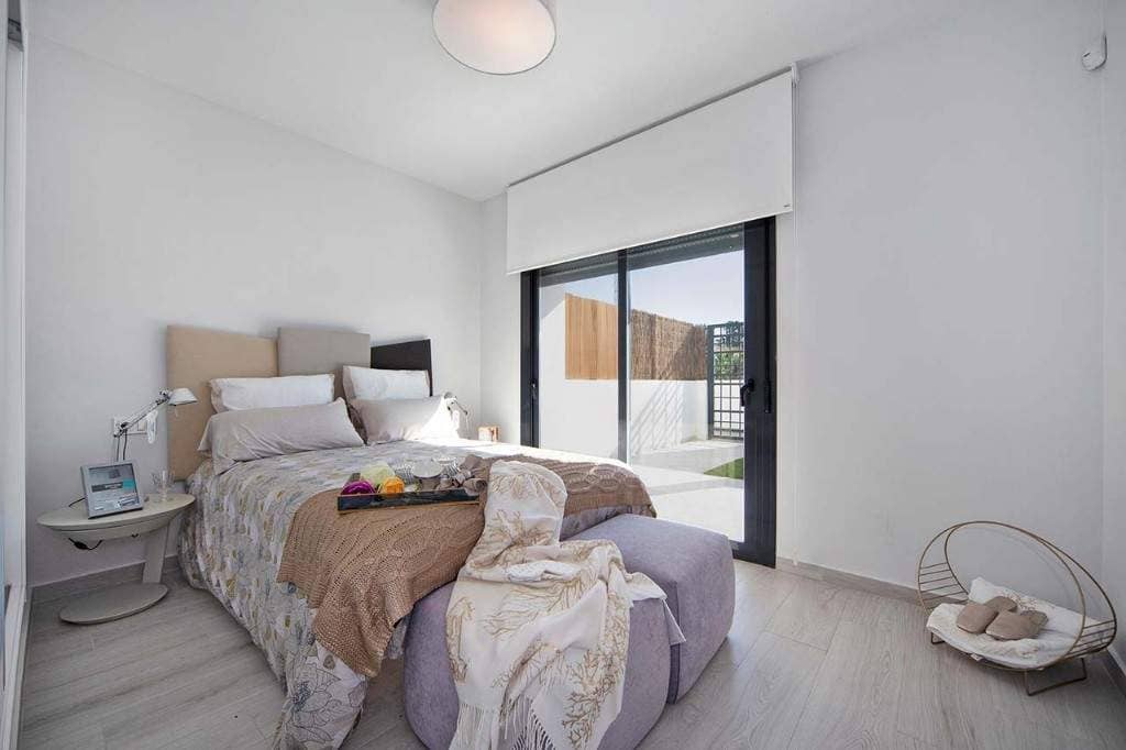 Продажа недвижимости  SOLEIL - APARTAMENTO BAJO 3 DORMITORIOS , Испания, Коста Бланка, Ориуэла Коста | Villacarte