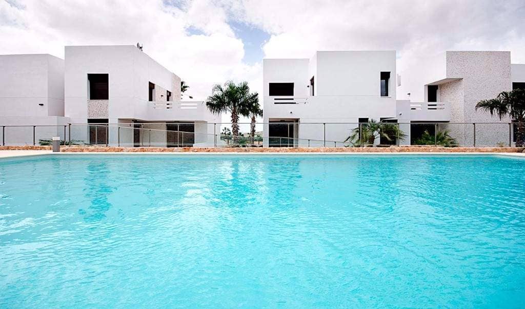 Продажа недвижимости  Los Lagos, Испания, Коста Бланка, Альгорфа | Villacarte