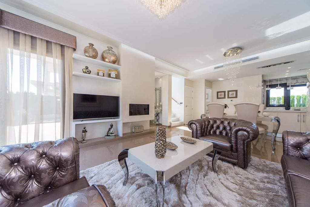 Продажа недвижимости  Amay Deluxe - Villa Silvia , Испания, Коста Бланка, Ориуэла Коста | Villacarte