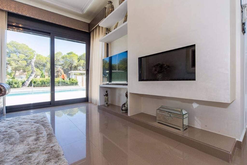 Продажа недвижимости  Amay Deluxe - Villa Silvia , Испания, Коста Бланка, Ориуэла Коста | Villacarte