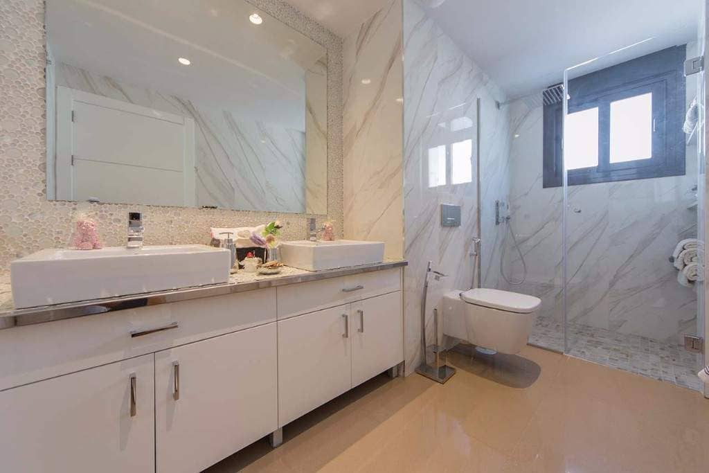 Продажа недвижимости  Amay Deluxe - Villa Silvia , Испания, Коста Бланка, Ориуэла Коста | Villacarte