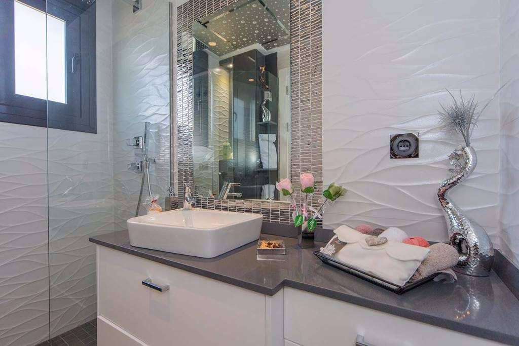 Продажа недвижимости  Amay Deluxe - Villa Silvia , Испания, Коста Бланка, Ориуэла Коста | Villacarte