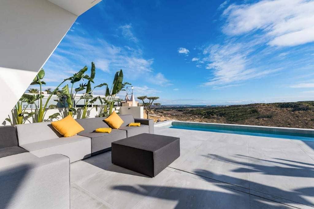 Продажа недвижимости  OCEANIC, Испания, Коста Бланка, Сьюдад Кесада | Villacarte