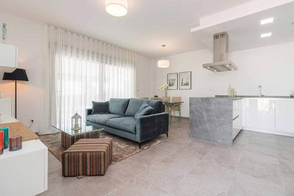 Продажа недвижимости  RESIDENTIAL BALCÓN DE LA LAGUNA, Испания, Коста Бланка, Торревьеха | Villacarte