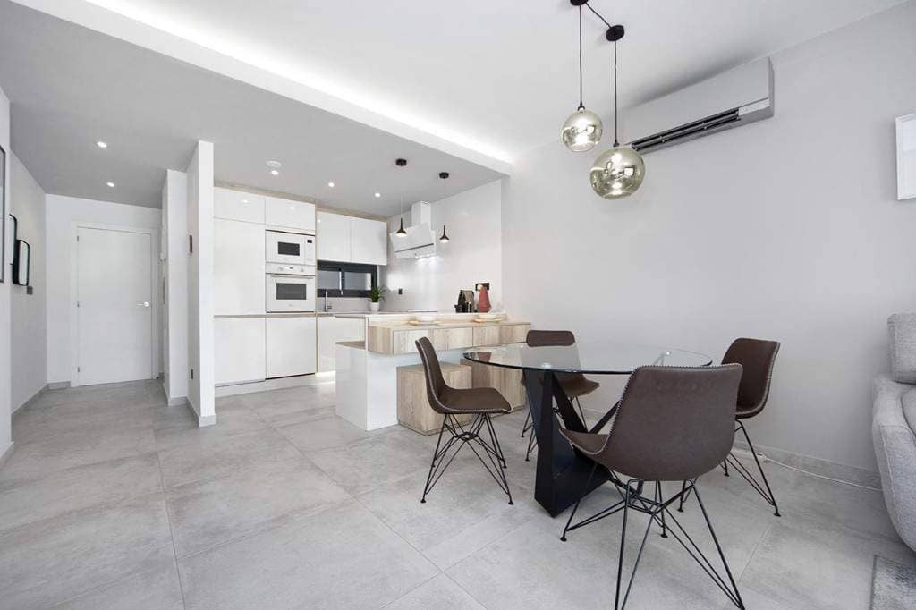 Продажа недвижимости  OASIS BEACH XIII, Испания, Коста Бланка, Гуардамар | Villacarte
