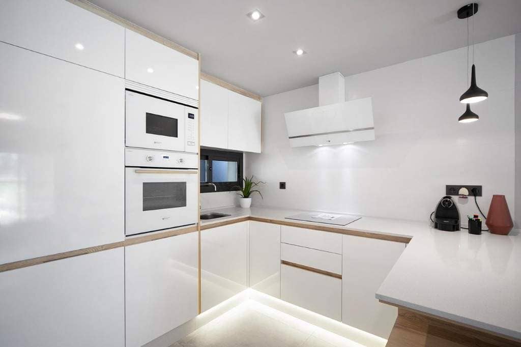 Продажа недвижимости  OASIS BEACH XIII, Испания, Коста Бланка, Гуардамар | Villacarte