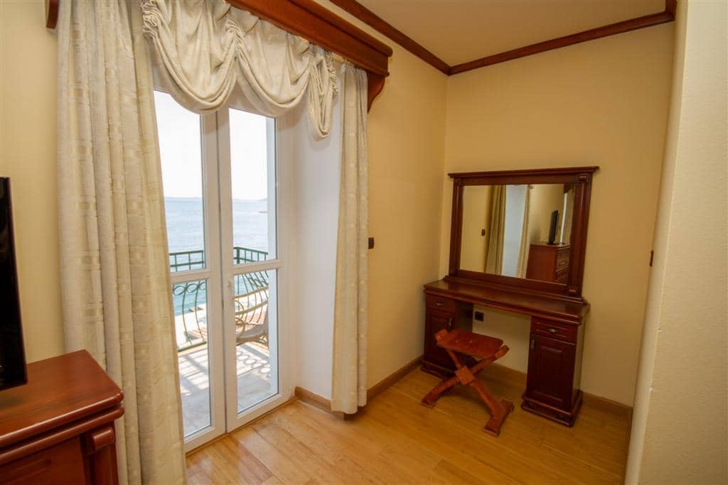 Hotel for Sale Valeria, Montenegro, Herceg Novi region, Meline | Villacarte
