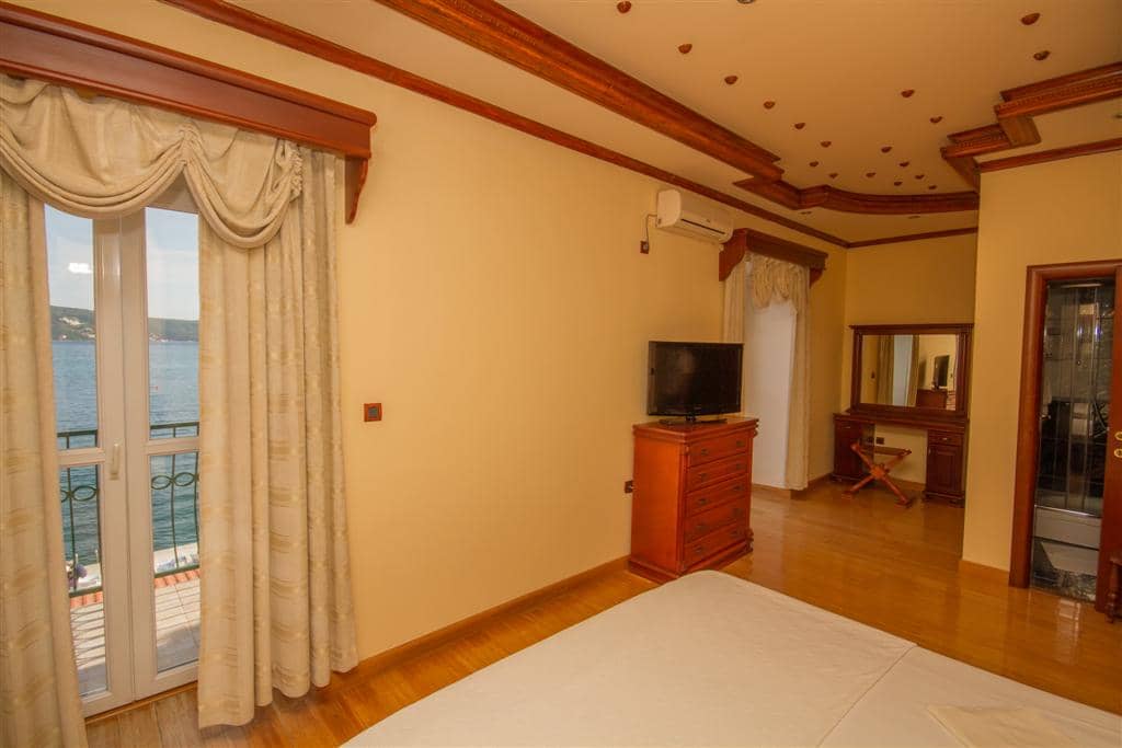 Hotel for Sale Valeria, Montenegro, Herceg Novi region, Meline | Villacarte
