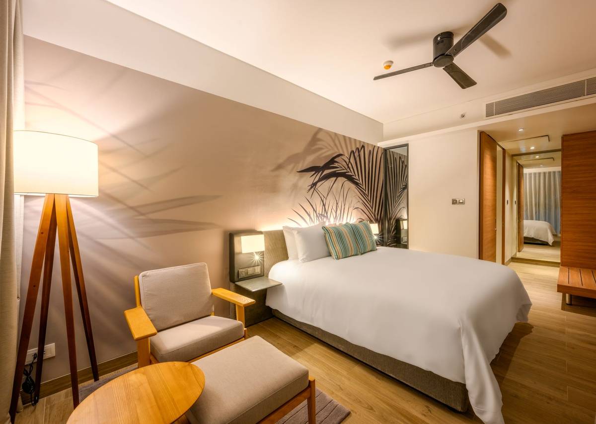 Rent apartments One Bedroom Suite Pool View, Thailand, Phuket, Rawai | Villacarte