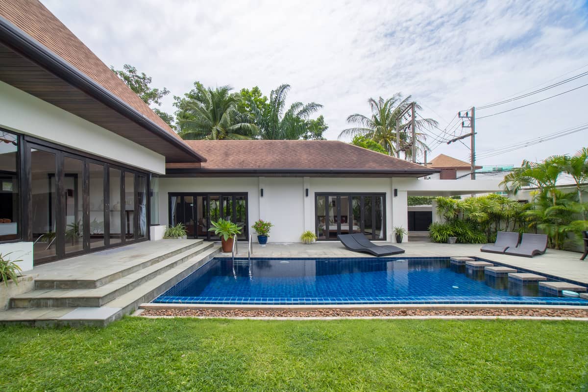 Rent villa Suksan, Thailand, Phuket, Nai Harn | Villacarte