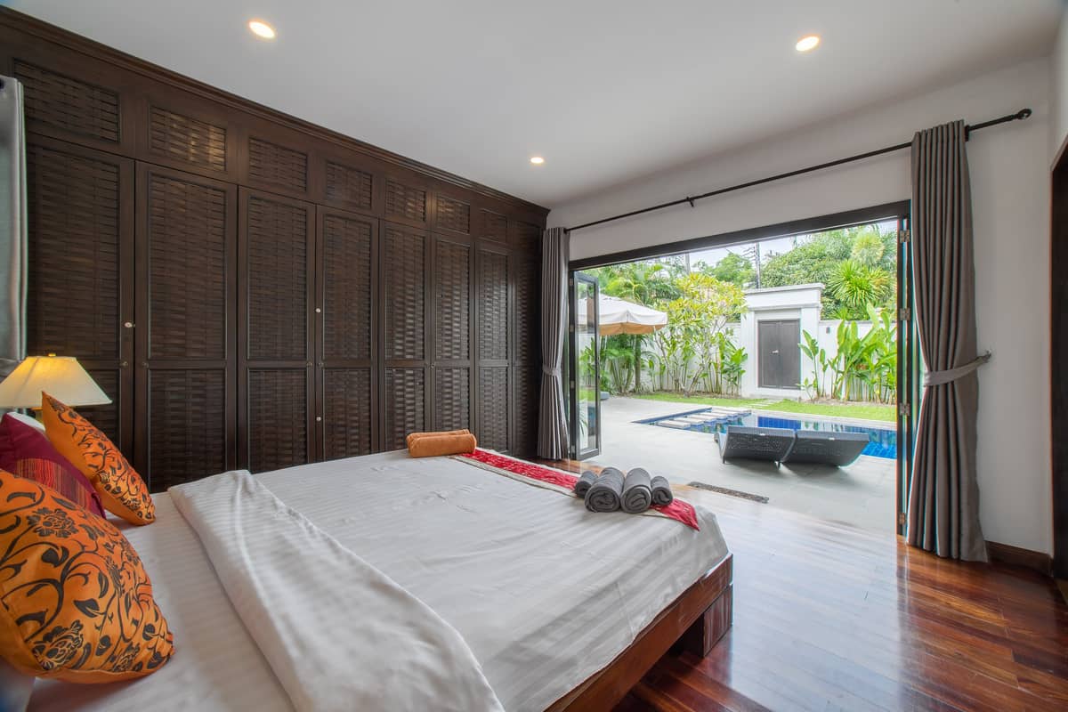 Rent villa Suksan, Thailand, Phuket, Nai Harn | Villacarte