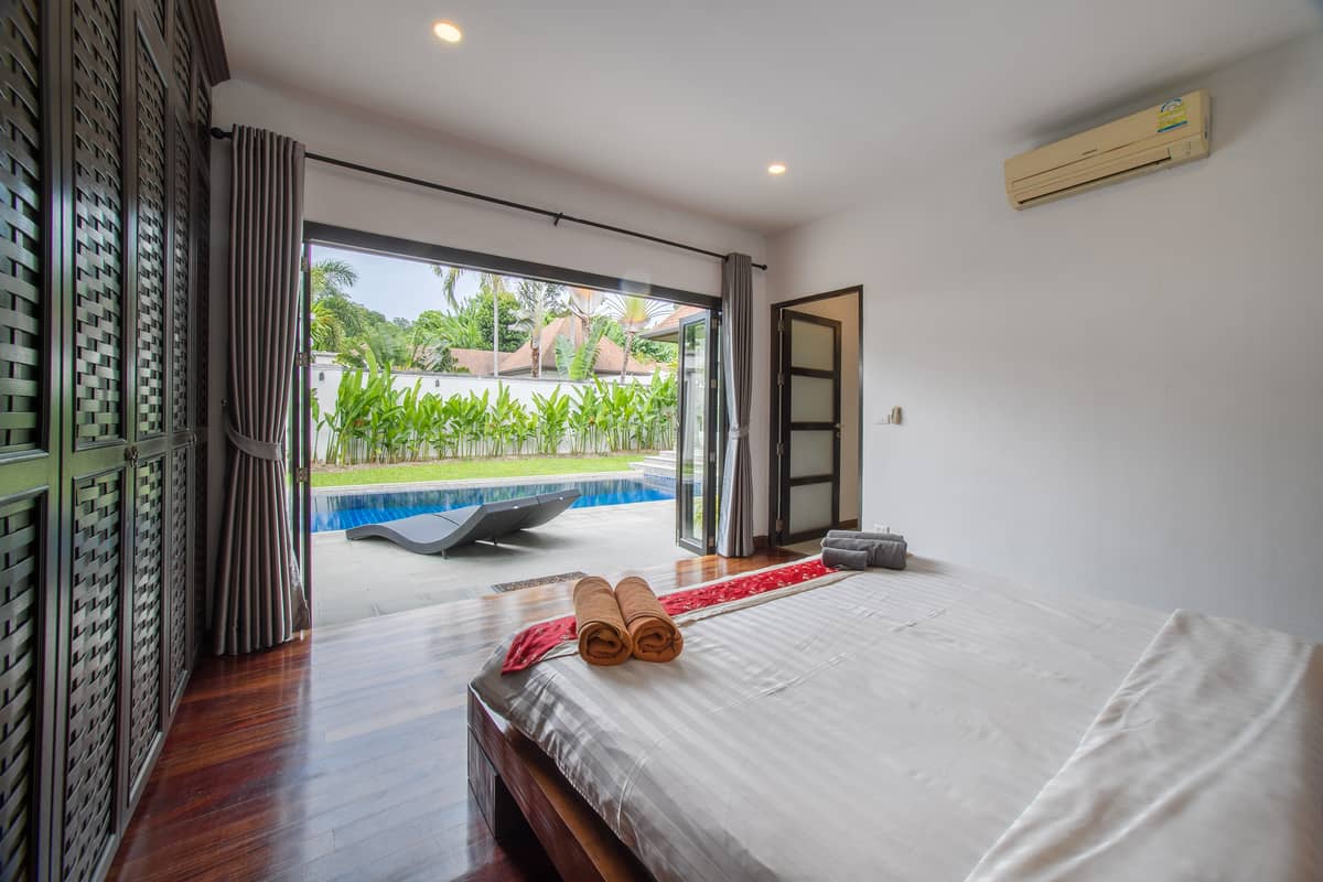 Rent villa Suksan, Thailand, Phuket, Nai Harn | Villacarte