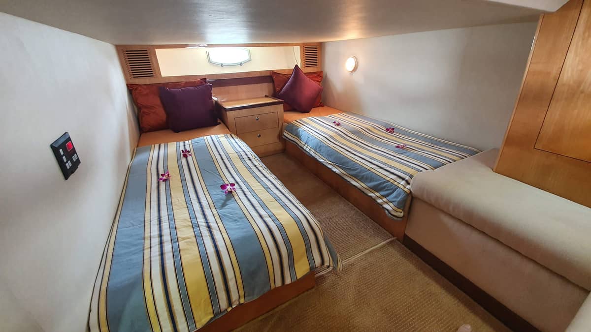 ORYX 40, Boat, booking, rent | Villacarte