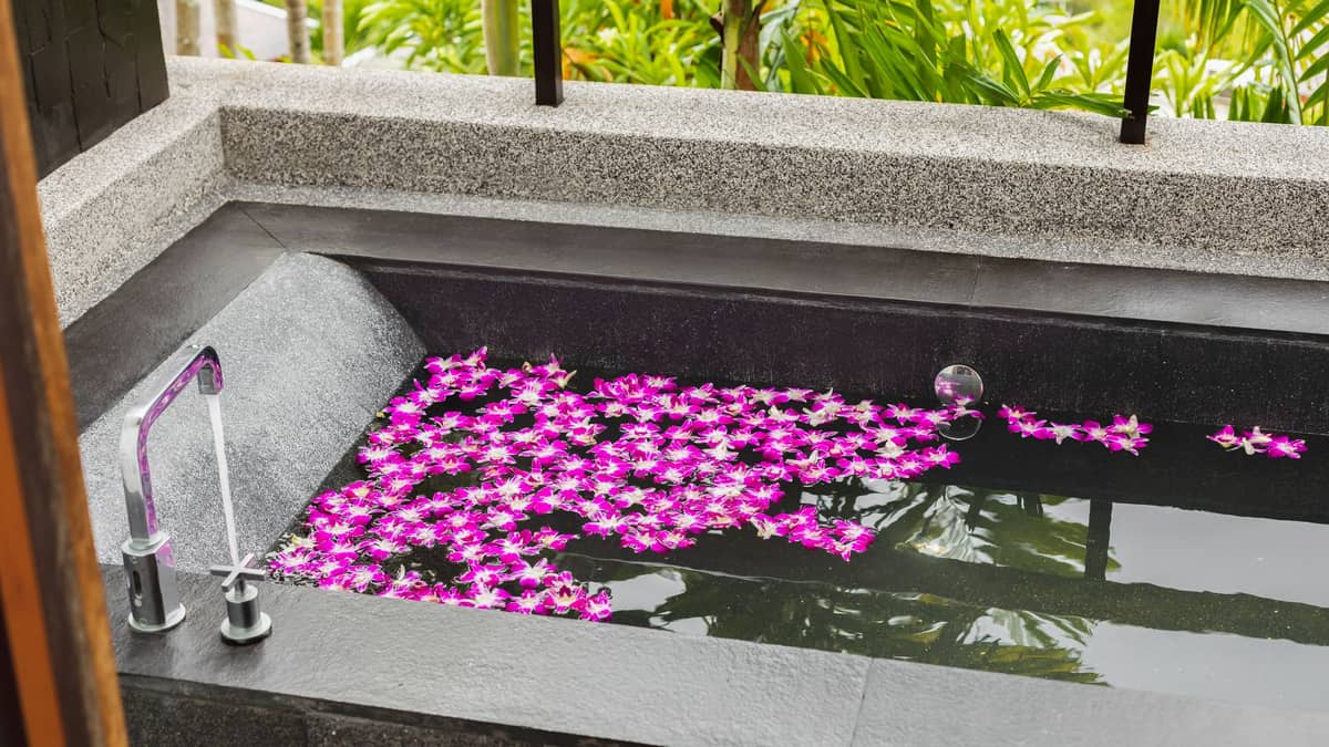 Rent villa Yang Som, Thailand, Phuket, Surin | Villacarte