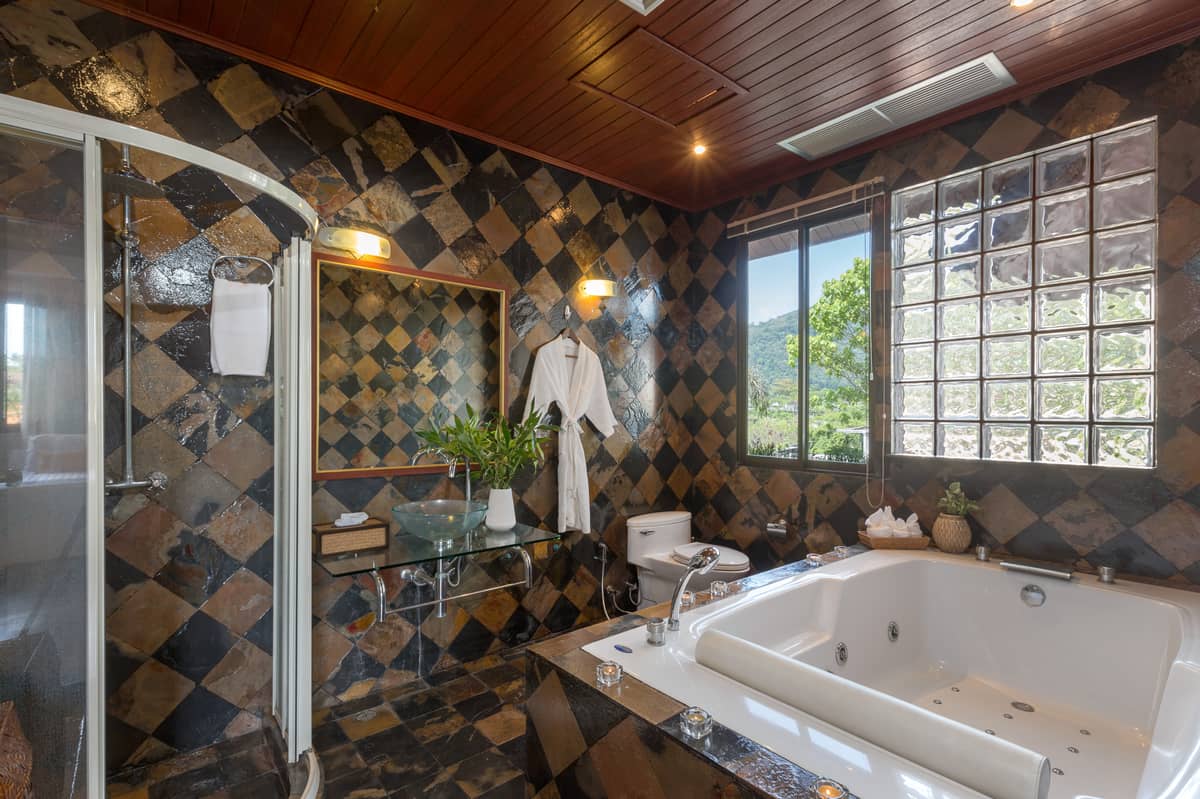 Rent villa Talay Naiharn, Thailand, Phuket, Nai Harn | Villacarte
