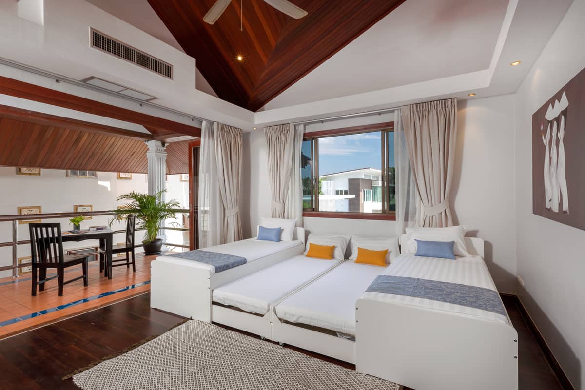 Rent villa Talay Naiharn, Thailand, Phuket, Nai Harn | Villacarte