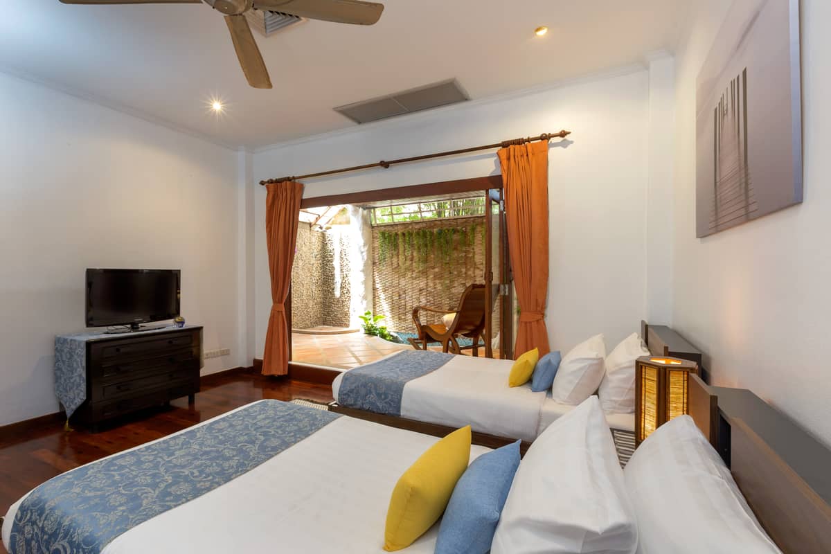 Rent villa Talay Naiharn, Thailand, Phuket, Nai Harn | Villacarte