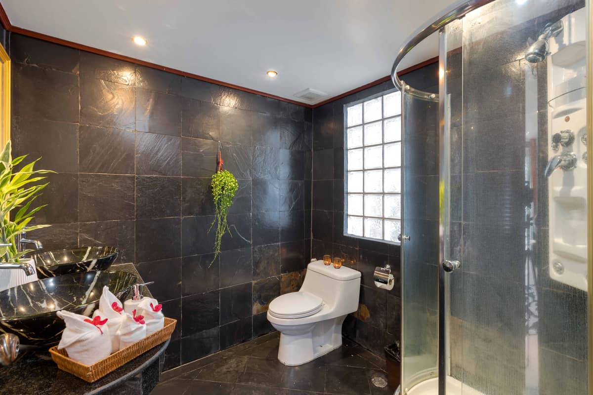Rent villa Talay Naiharn, Thailand, Phuket, Nai Harn | Villacarte