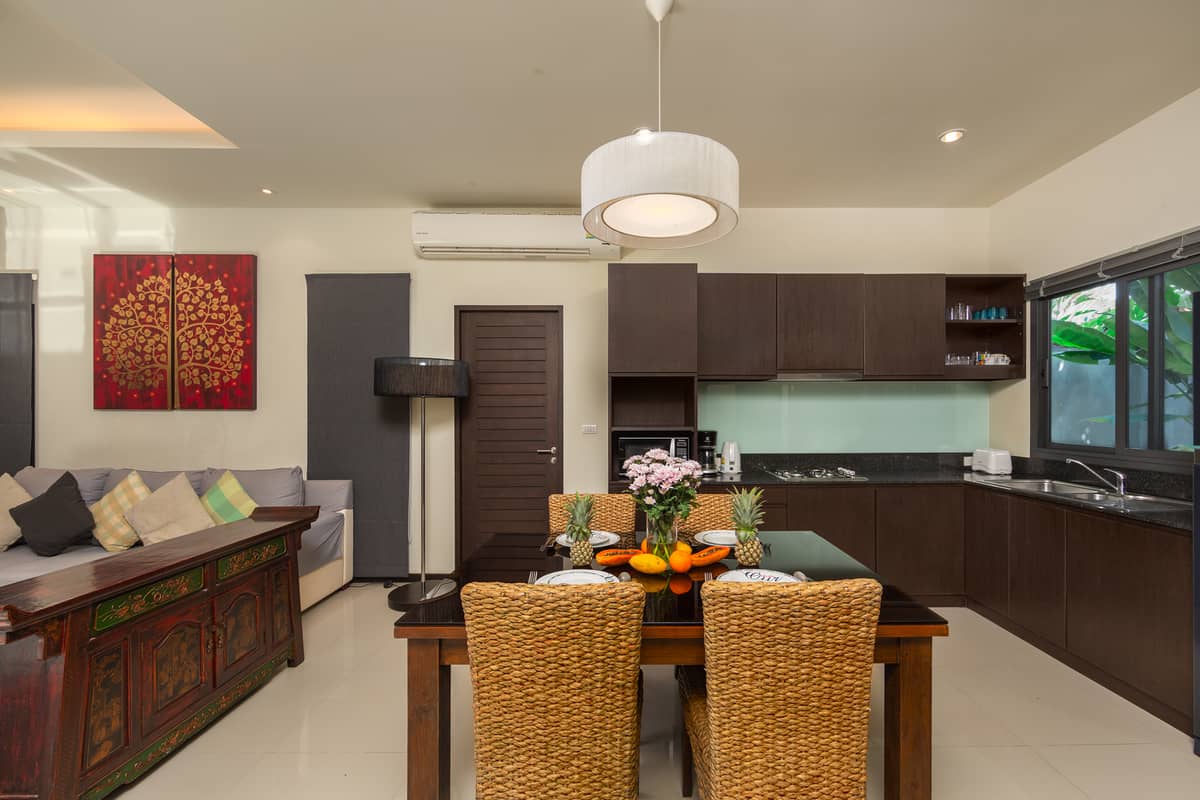 Rent villa Flores, Thailand, Phuket, Nai Harn | Villacarte