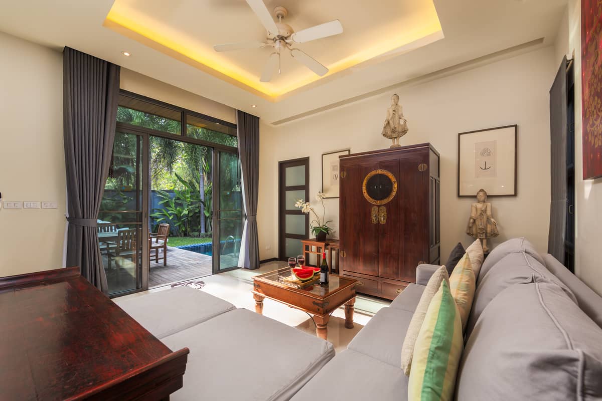 Rent villa Flores, Thailand, Phuket, Nai Harn | Villacarte