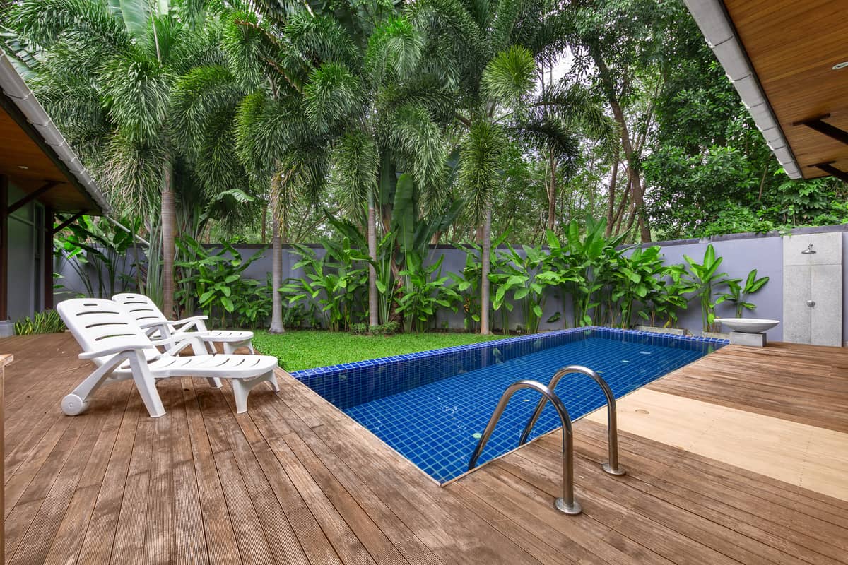 Rent villa Flores, Thailand, Phuket, Nai Harn | Villacarte