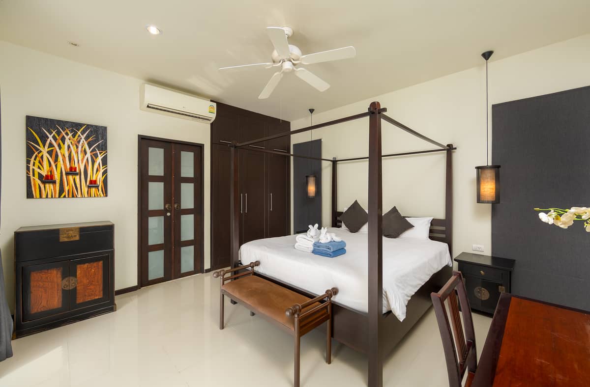 Rent villa Flores, Thailand, Phuket, Nai Harn | Villacarte