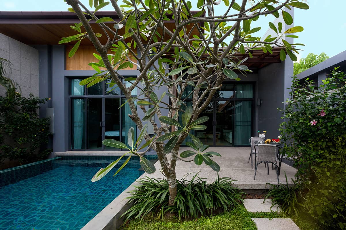 Rent villa Kokyang Epa, Thailand, Phuket, Nai Harn | Villacarte