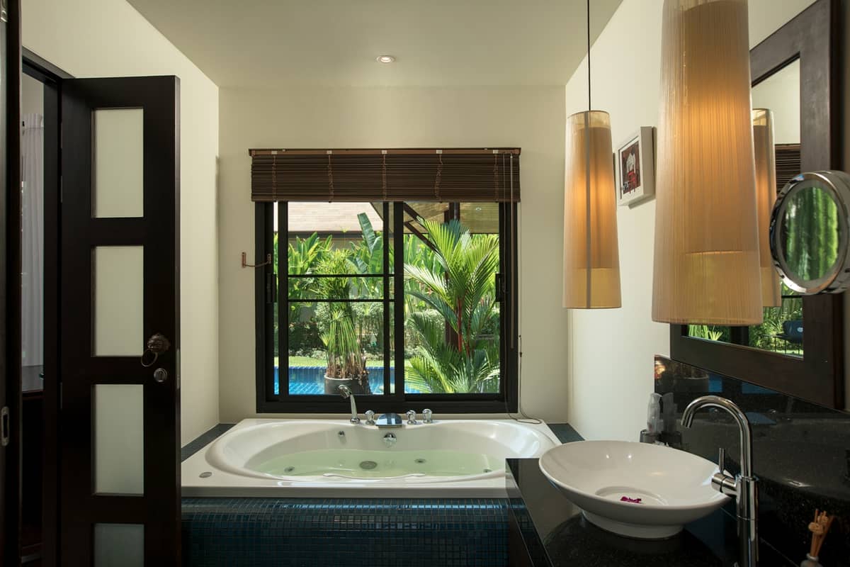 Rent villa Kokyang Atarata, Thailand, Phuket, Nai Harn | Villacarte