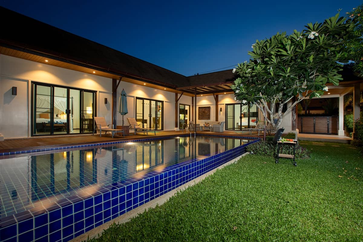 Rent villa Kokyang Atarata, Thailand, Phuket, Nai Harn | Villacarte