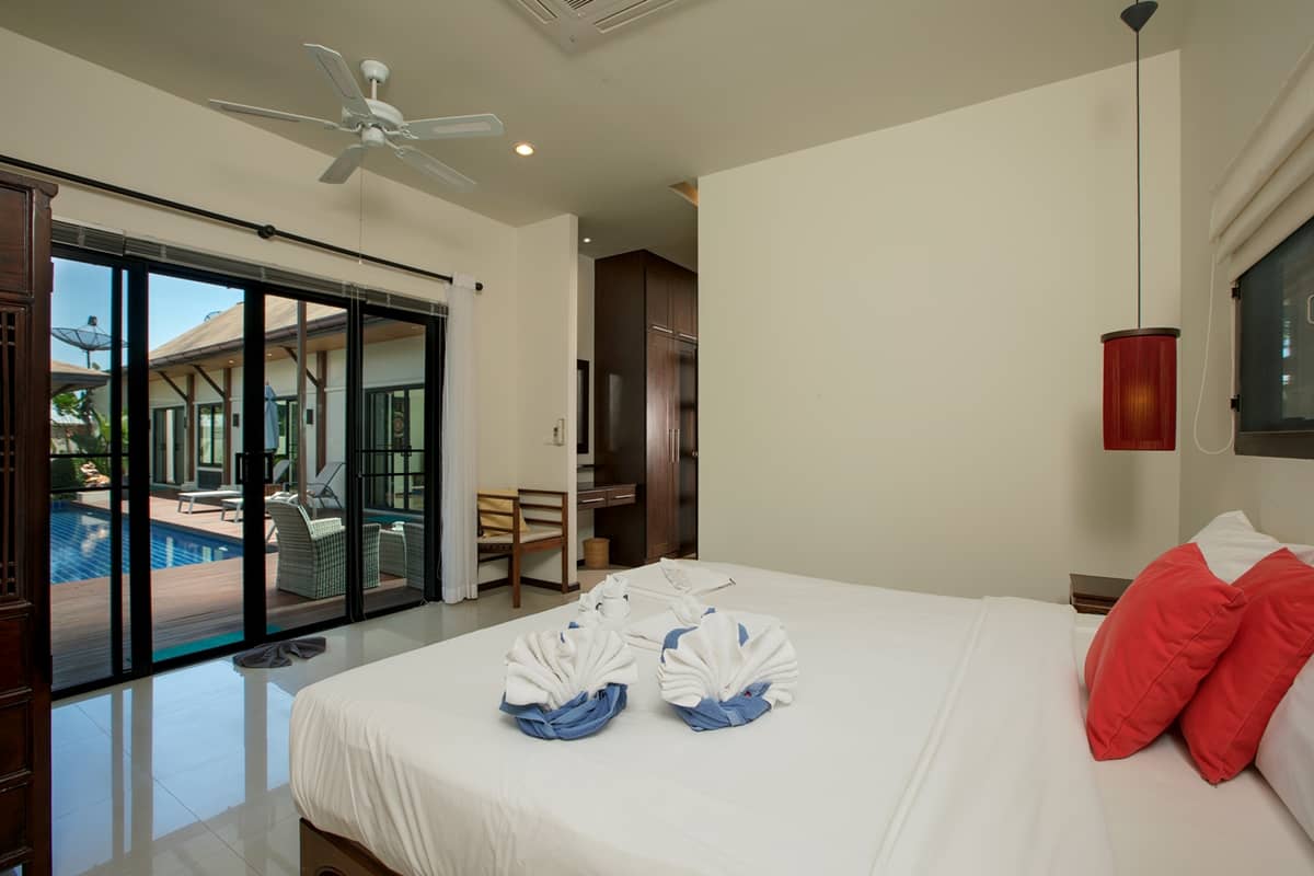 Rent villa Kokyang Atarata, Thailand, Phuket, Nai Harn | Villacarte