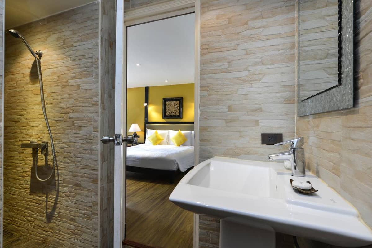 Rent apartments Sea view deluxe with jacuzzi, Thailand, Phuket, Nai Ton | Villacarte