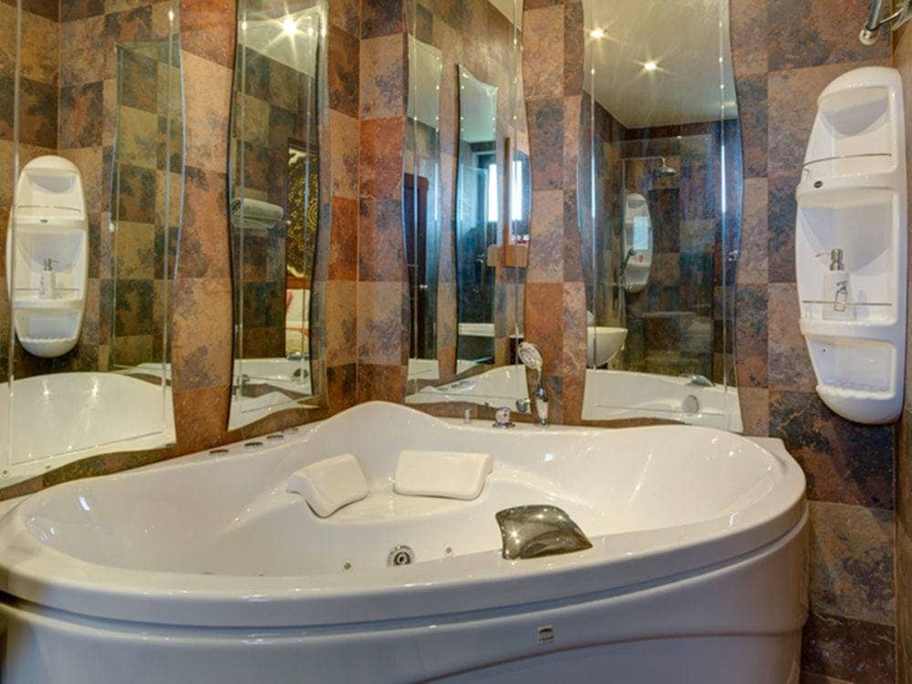 Hotel for Sale Barbara, Thailand, Phuket, Rawai | Villacarte