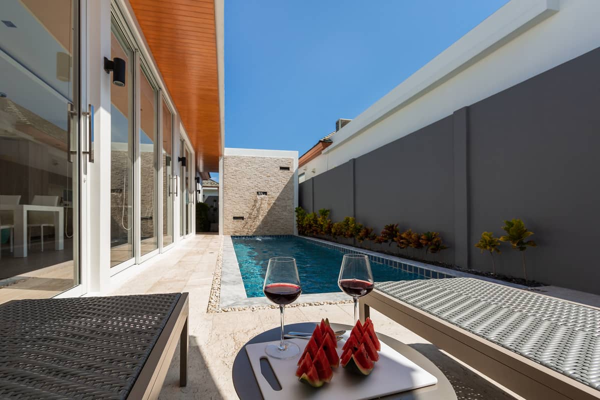 Продажа недвижимости The Signature Villas, Таиланд, Пхукет, Най Харн | Villacarte