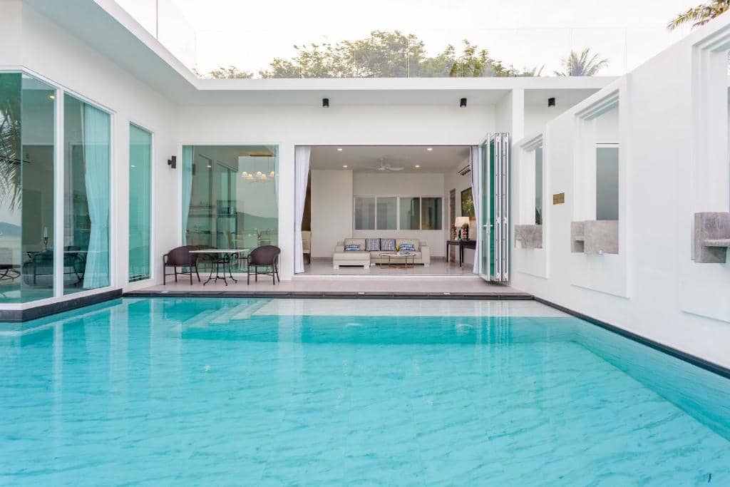Аренда виллы Beachfront Infinity Pool, Таиланд, Пхукет, Чалонг | Villacarte