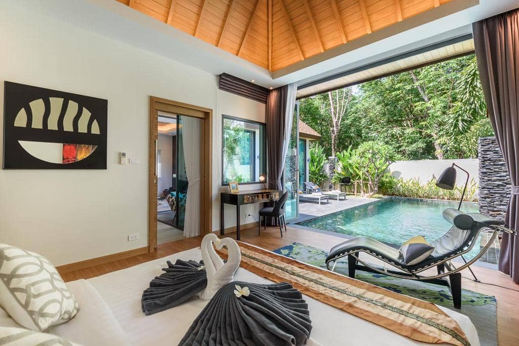 Rent villa grand pool, Thailand, Phuket, Nai Harn | Villacarte