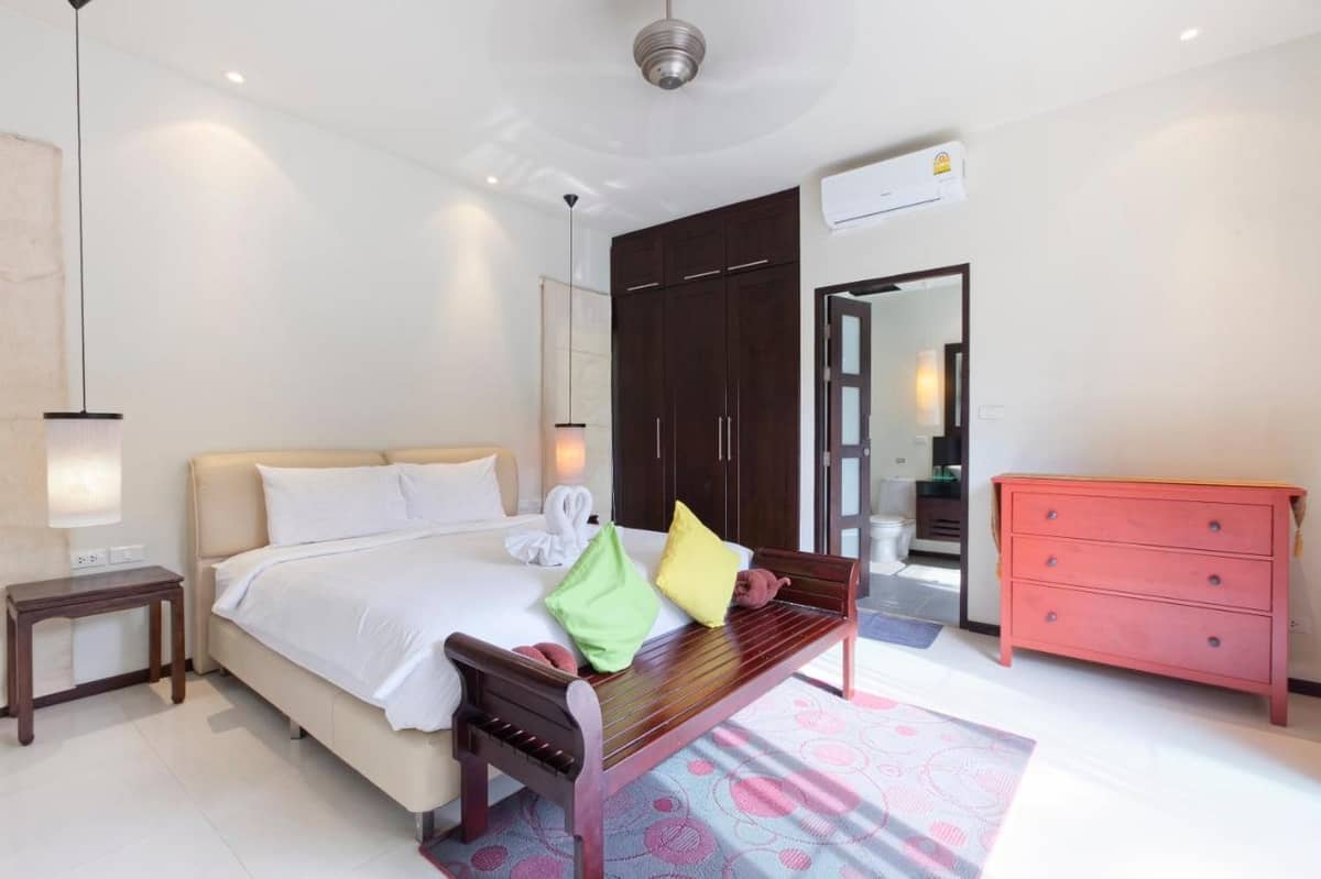 Rent villa Queen and Cocktail Palm, Thailand, Phuket, Nai Harn | Villacarte