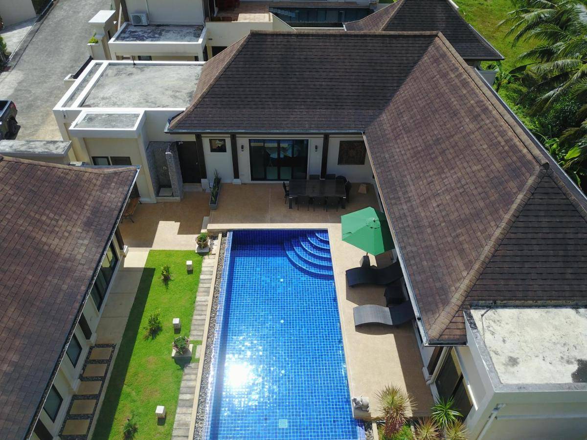 Rent villa Queen and Cocktail Palm, Thailand, Phuket, Nai Harn | Villacarte