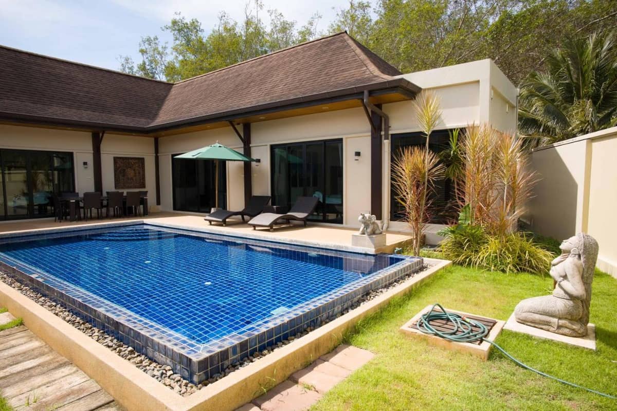 Rent villa Queen and Cocktail Palm, Thailand, Phuket, Nai Harn | Villacarte