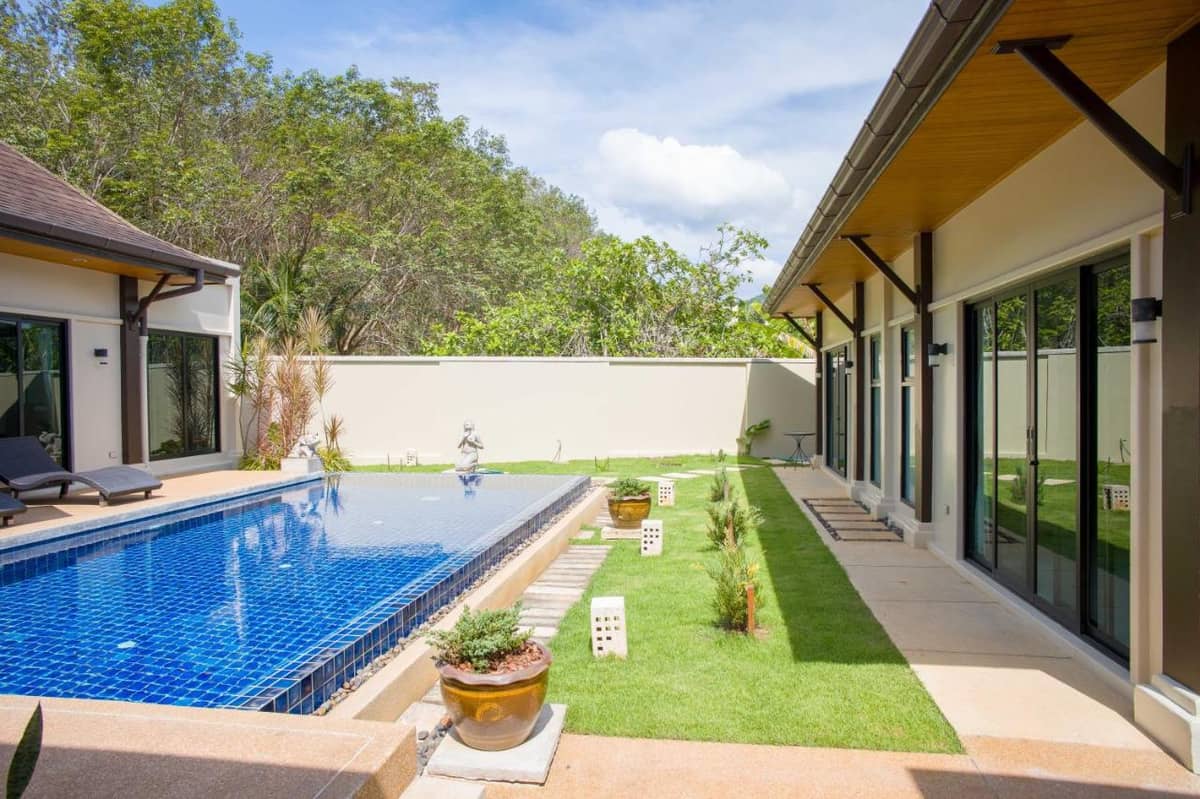 Rent villa Queen and Cocktail Palm, Thailand, Phuket, Nai Harn | Villacarte
