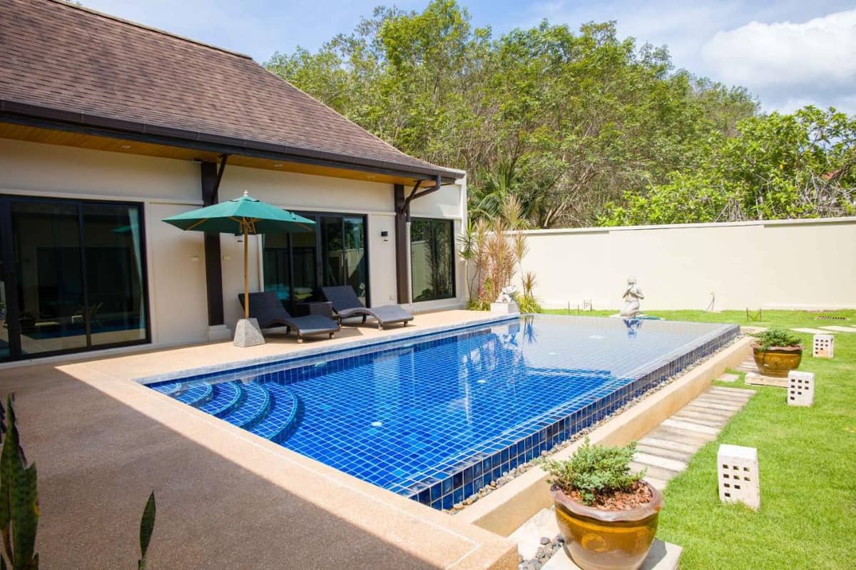 Rent villa Queen and Cocktail Palm, Thailand, Phuket, Nai Harn | Villacarte