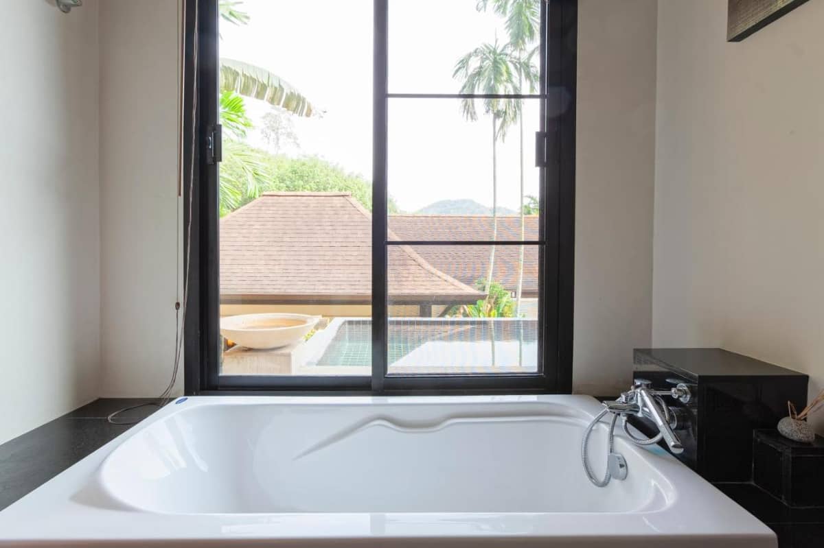 Rent villa Queen and Cocktail Palm, Thailand, Phuket, Nai Harn | Villacarte